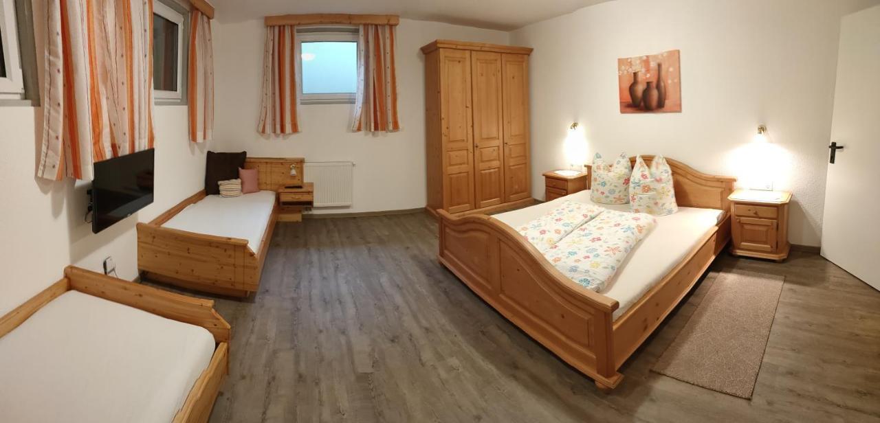 Haus-Elisabeth Apartment Uderns Bagian luar foto